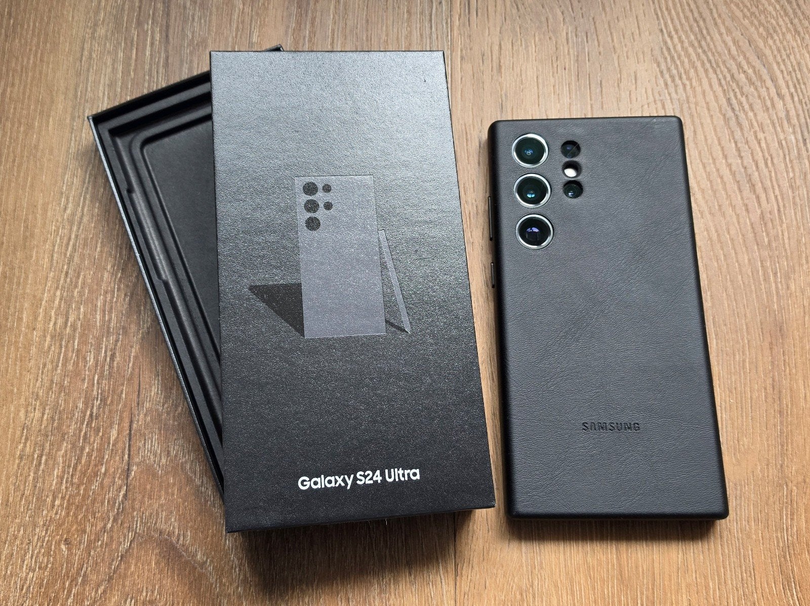 Samsung Galaxy S24 Ultra 256GB Titanium Black, Telecommunicatie, Mobiele telefoons | Overige merken, Ophalen of Verzenden, Zo goed als nieuw