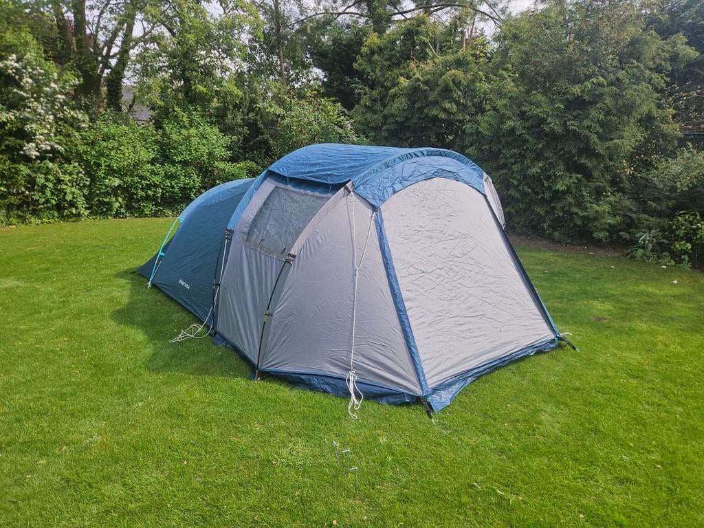 Decathlon quechua MH100 XXL 4 persoons tent, Ophalen of Verzenden, Gebruikt, Tot en met 4