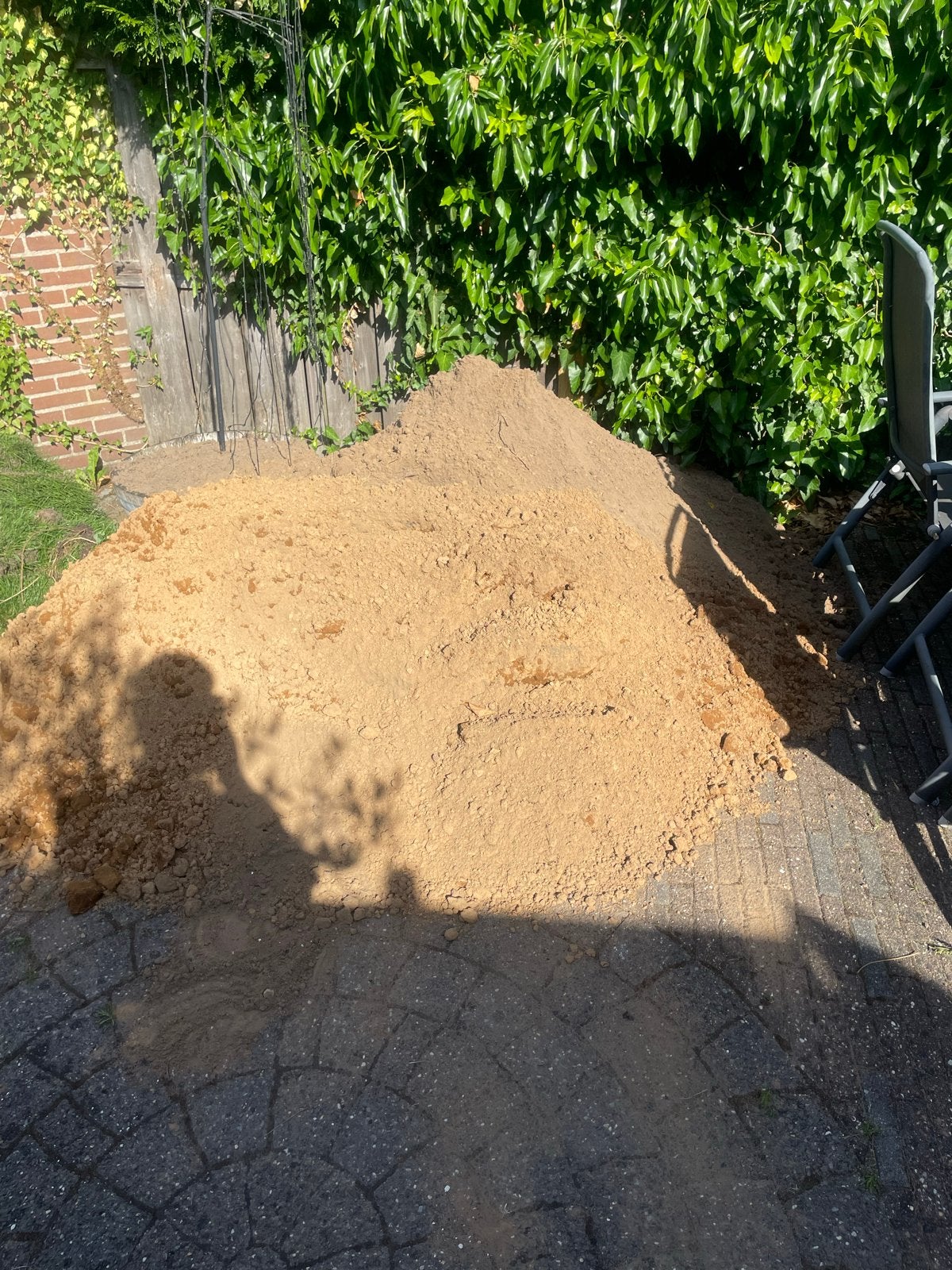 Ophoogzand / Straatzand - Grote hoeveelheid (+-2,5m3), Ophalen, Gebruikt, Straatzand