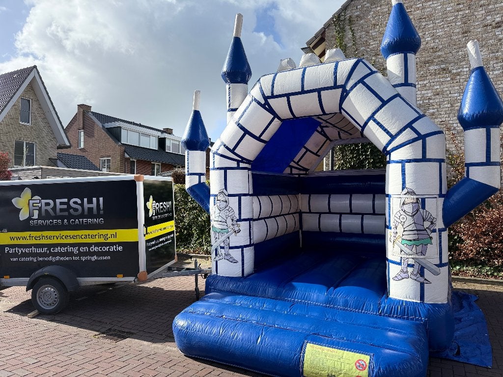AANBIEDING vakantie tot 8 Augustus Springkussen luchtkussen, Hobby en Vrije tijd, Feestartikelen | Verhuur, Ophalen, Nieuw, Overige