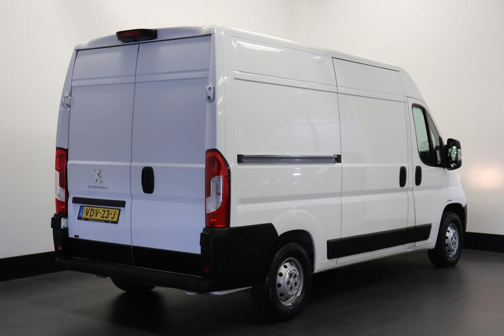 Peugeot Boxer 2.2 BlueHDi 120PK L2H2 2x Schuifdeur - Airco -, Voorwielaandrijving, Stof, Gebruikt, 4 cilinders