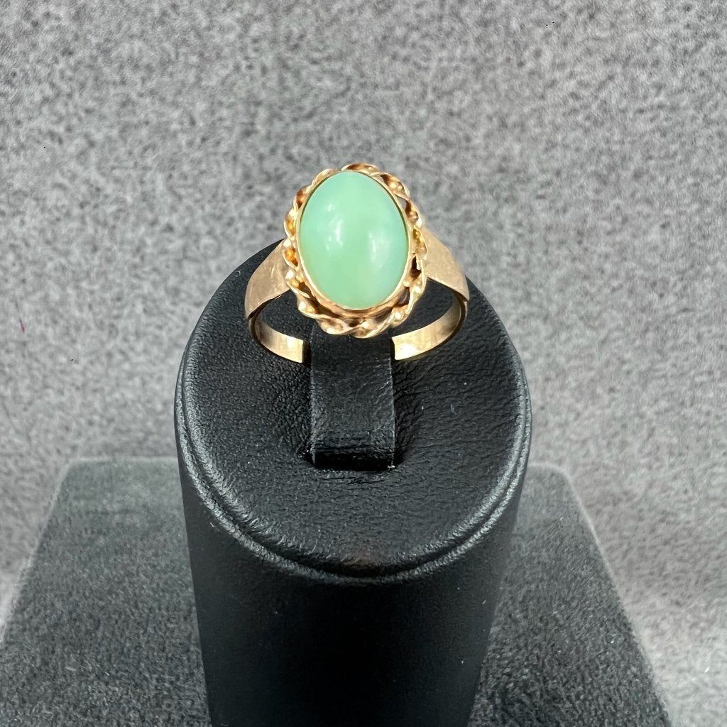 Gouden Ring | 14k | 2,93g | ovale mintgroene steen | 416085