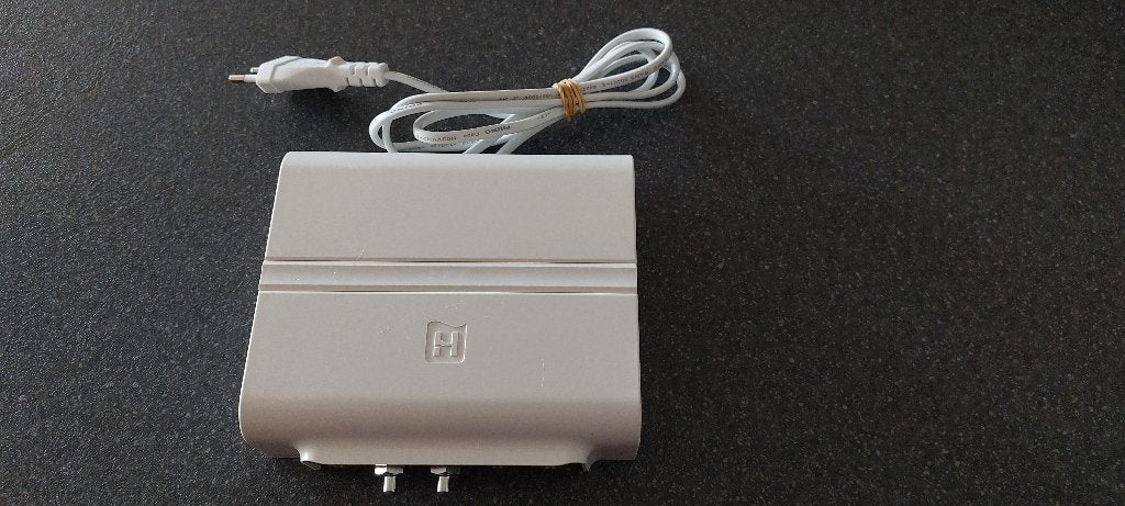 HIRSCHMANN  HMV41 - ANTENNESIGNAAL VERSTERKER, Ophalen of Verzenden, Zo goed als nieuw, Minder dan 2 meter, Coaxiale kabel