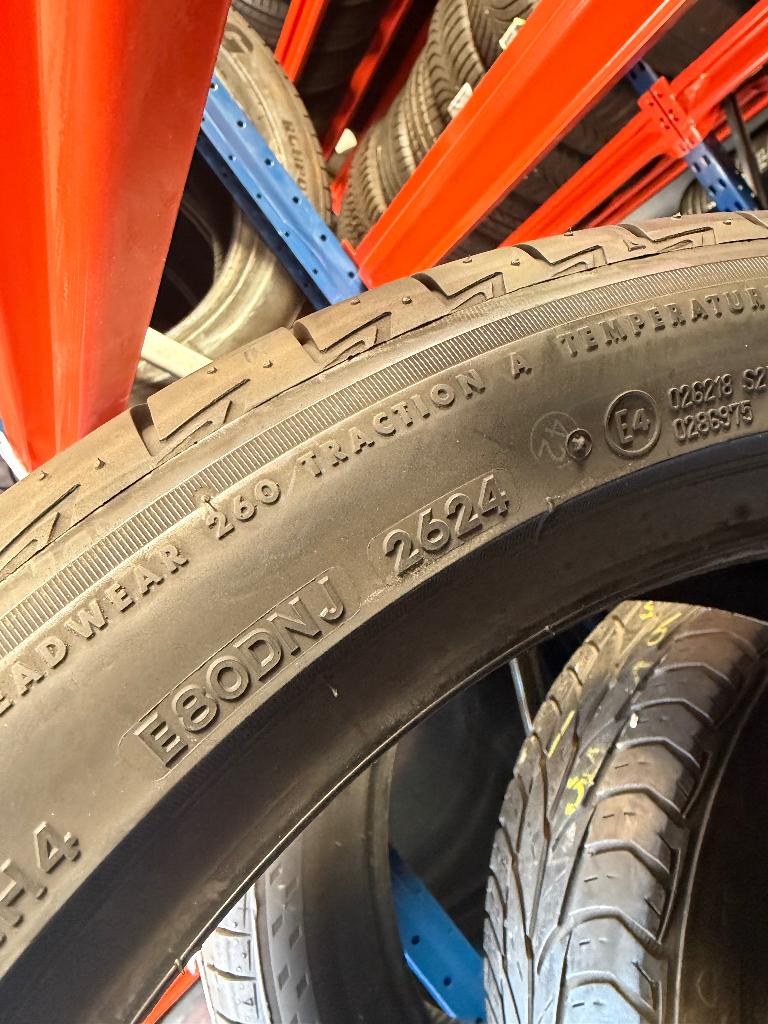 GLOEDNIEUW - Bridgestone Turanza T005 225/45R19 92W, Ophalen, 18 inch, -, -
