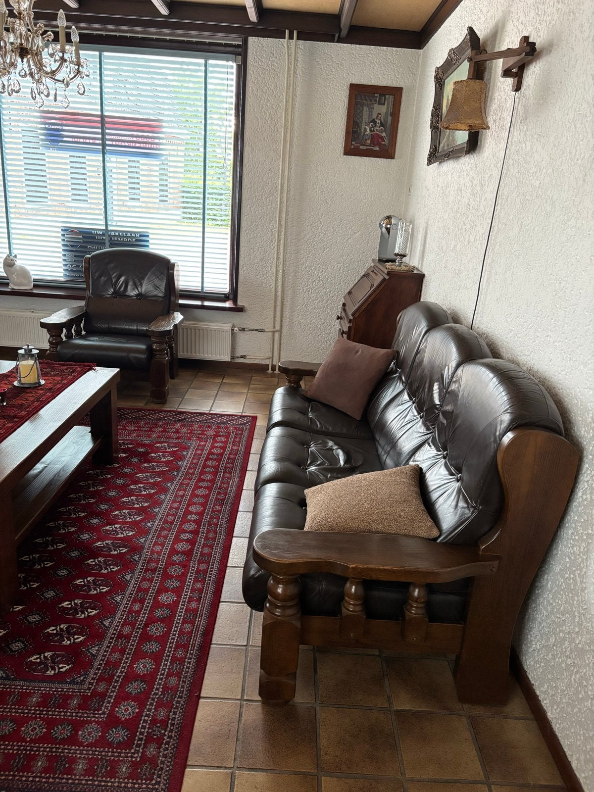 Vintage Leren Bank met Houten Frame, Ophalen, Gebruikt, Driepersoons, 75 tot 100 cm