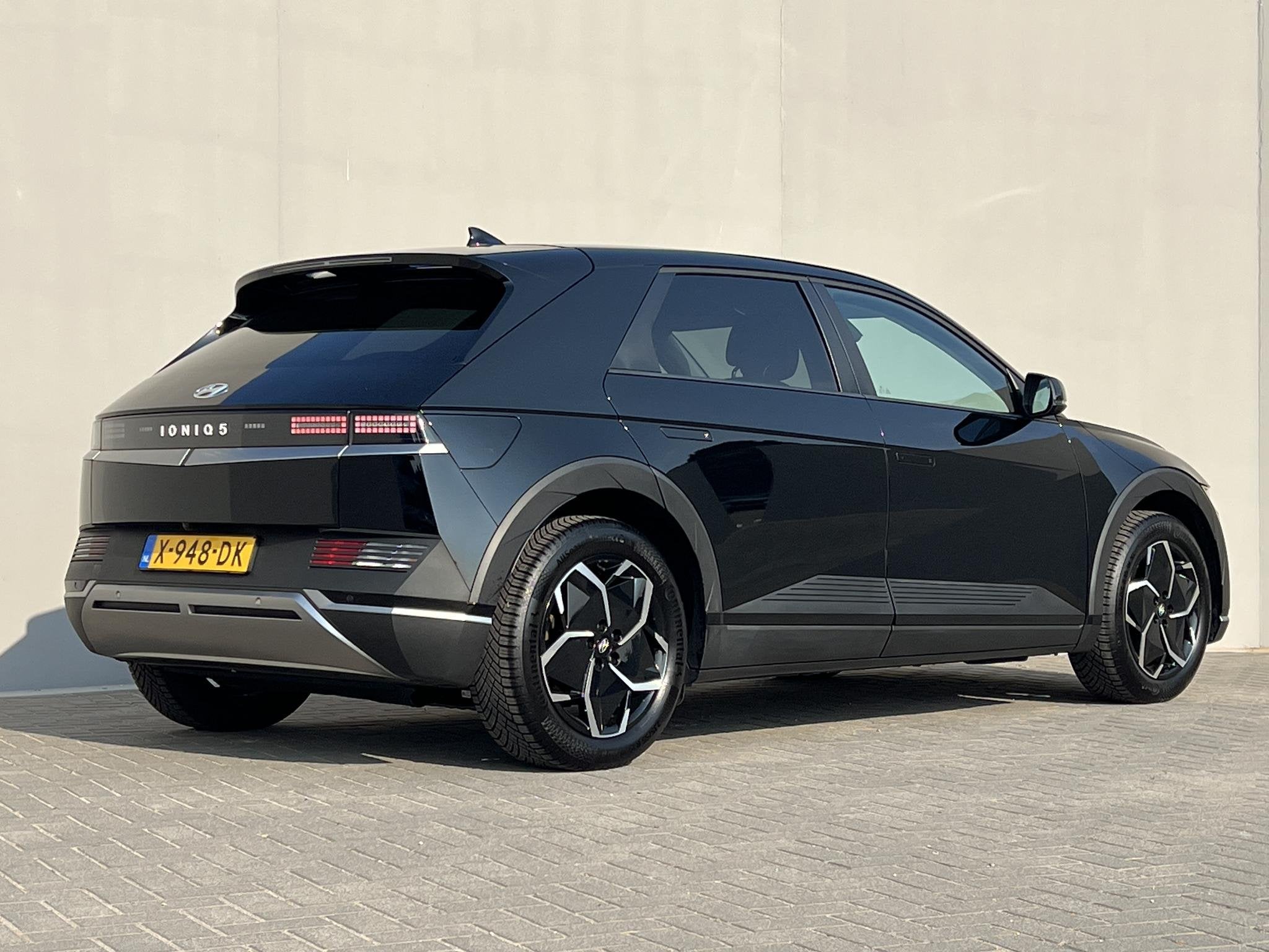 Hyundai IONIQ 5 Style 58 kWh / Fabrieksgarantie tot 10-2028, Automaat, Gebruikt, 750 kg, IONIQ 5