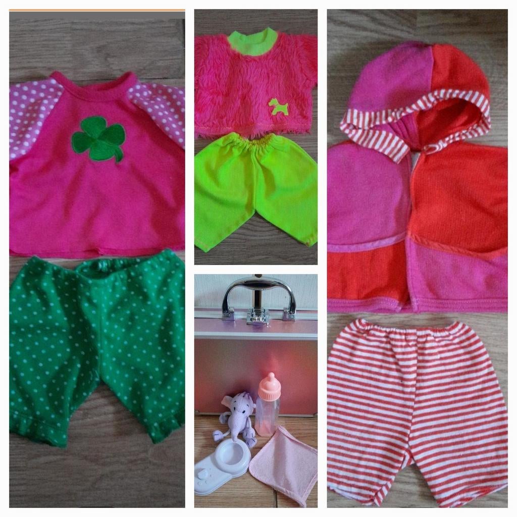 Koffertje met vintage poppenkleertjes jaren 90, Ophalen of Verzenden, Gebruikt, Babypop