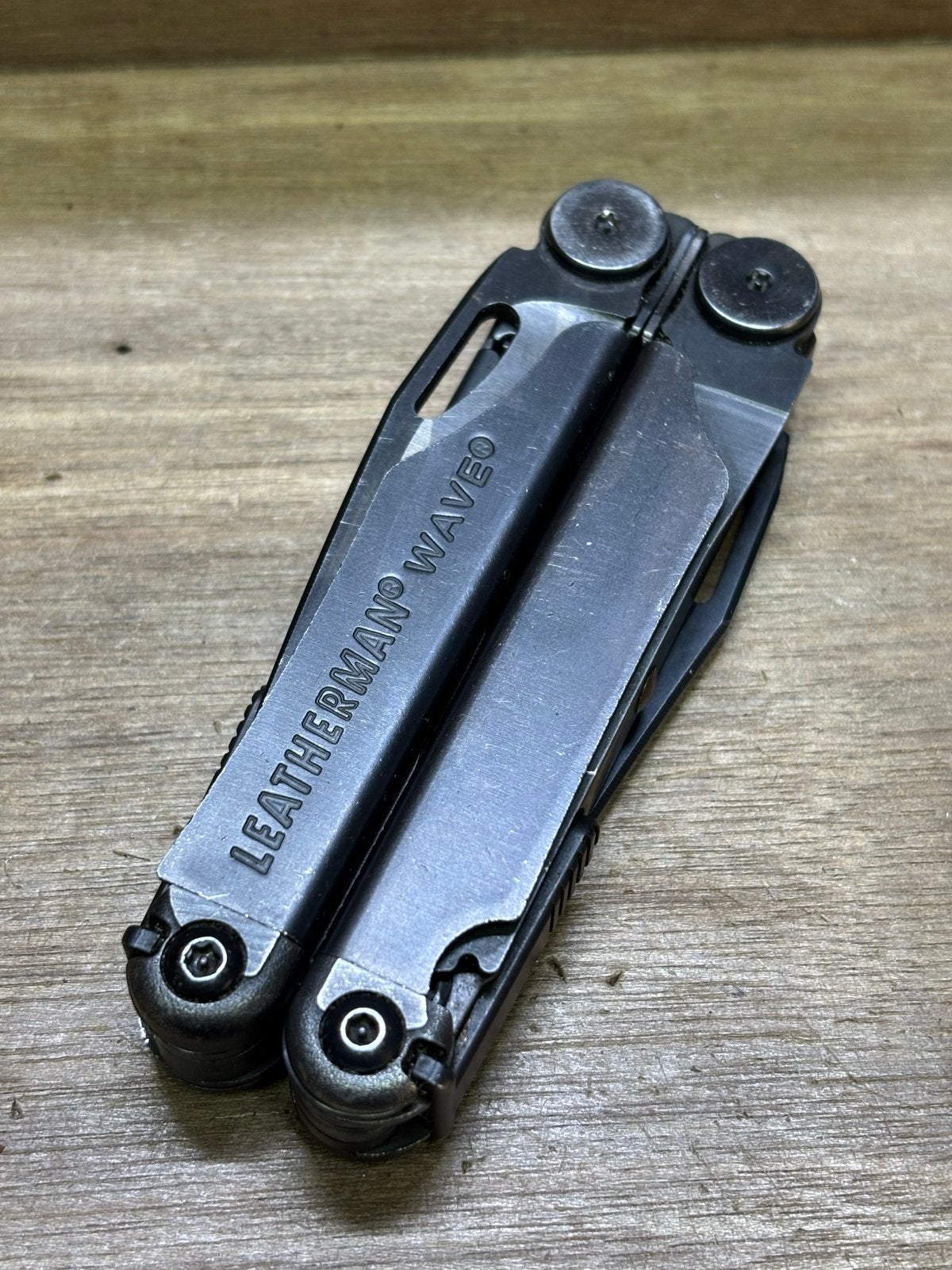 Leatherman Wave Multitool Zwart (schaartje defect), Ophalen of Verzenden, Gebruikt