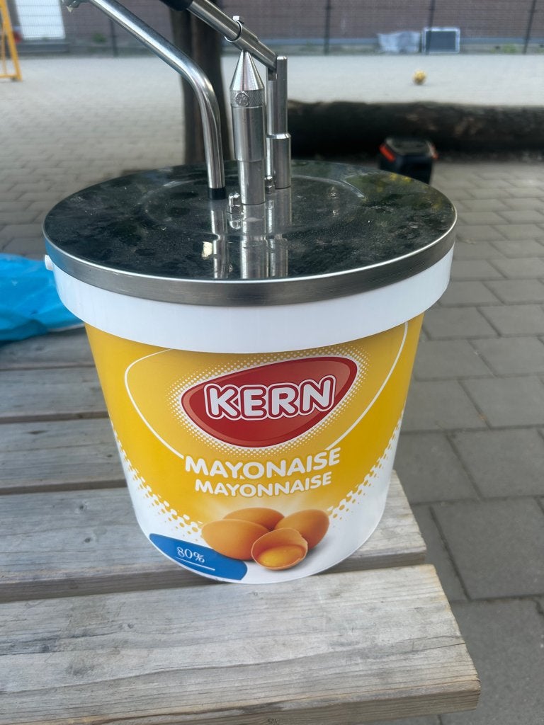 Belgische mayonaise merk Kern, Ophalen