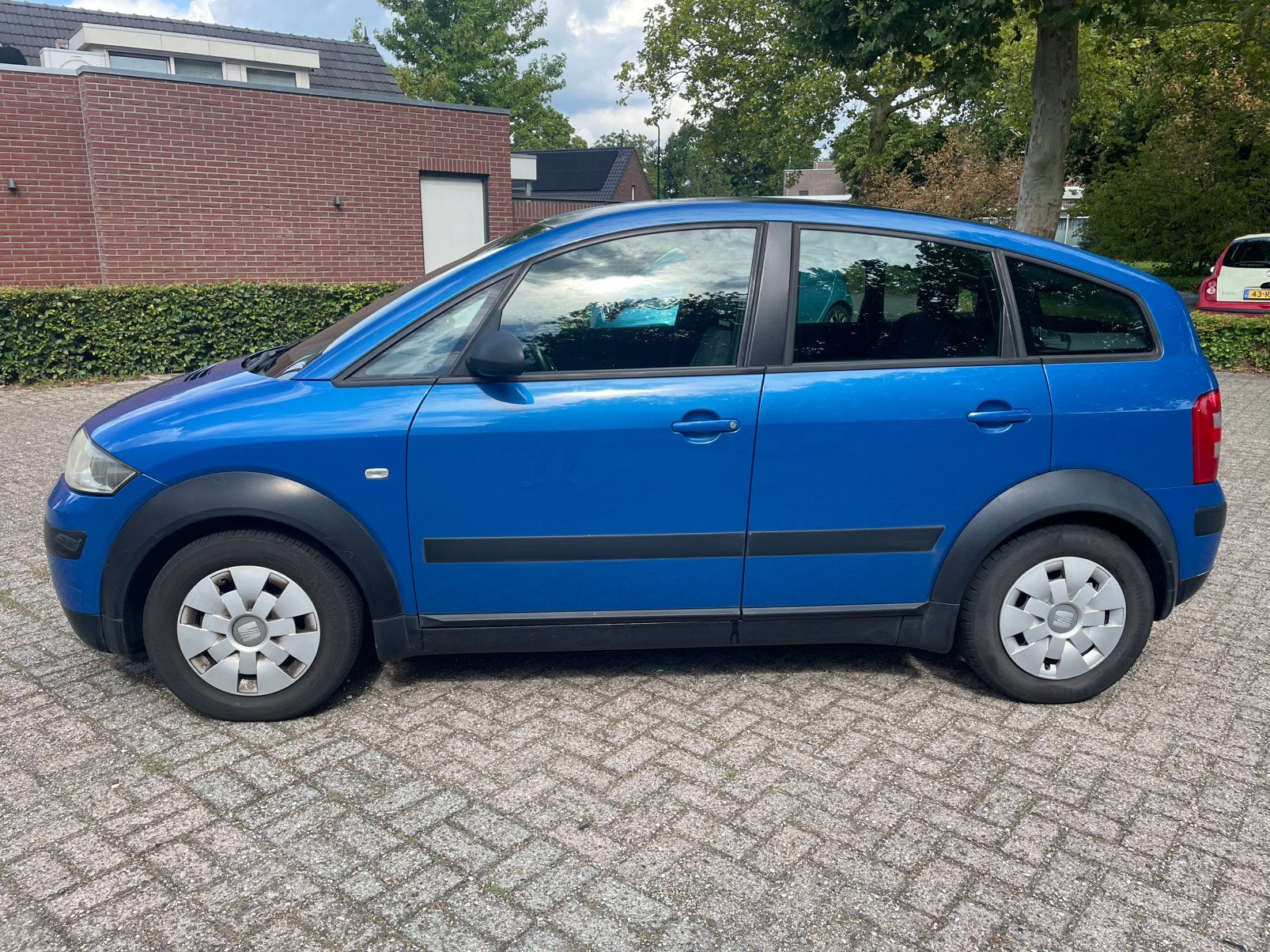 Audi A2 color storm 1.4 55KW 2004 Blauw, Auto's, Audi, 74 pk, 31 €/maand, 4 cilinders, Origineel Nederlands