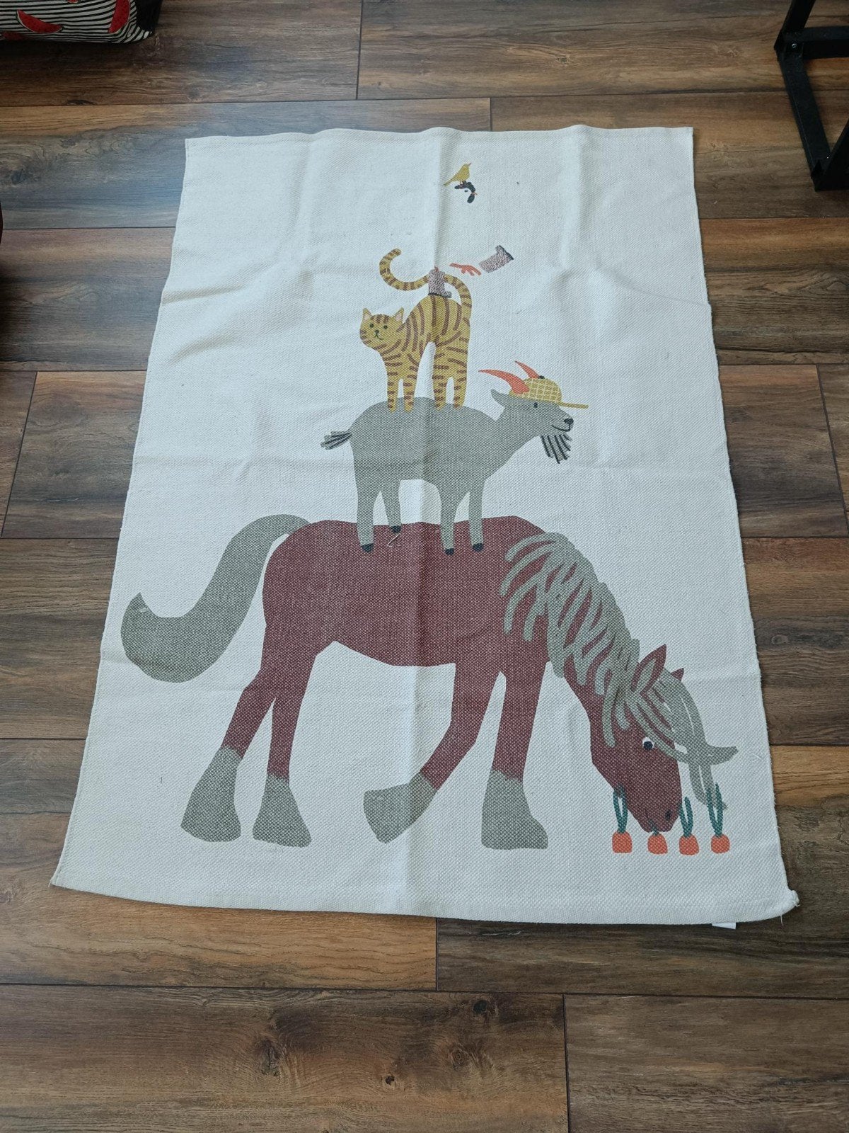 Vloerkleed met dierenprint en antislip, Ophalen, Zo goed als nieuw, Wasbaar, Hema