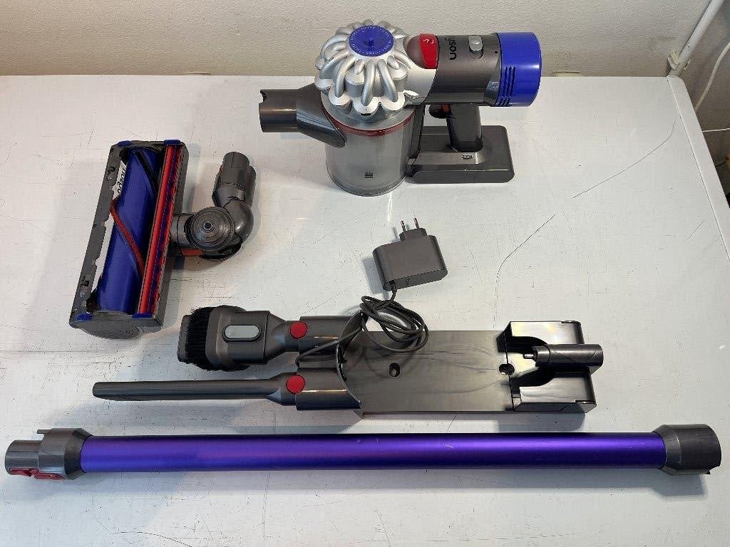 Dyson V8 uit 2023 Refurbished met Nieuwe OEM Dyson Accu!, Witgoed en Apparatuur, Stofzuigers, Ophalen of Verzenden, Minder dan 1200 watt