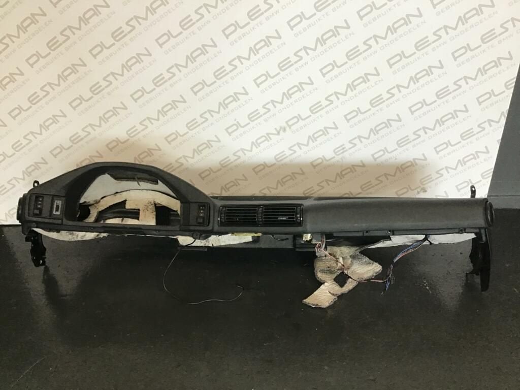 Dashboard BMW 5-serie Touring E34('92-'97), Auto-onderdelen, Dashboard en Schakelaars, BMW, Gebruikt, Ophalen of Verzenden