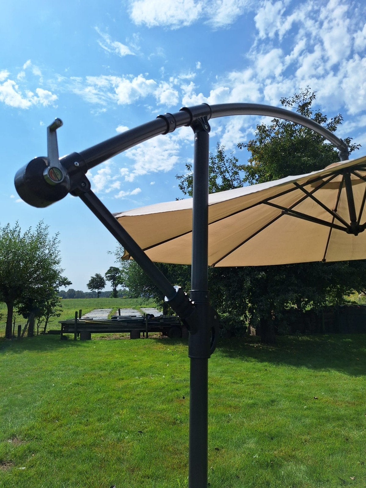 Zweef parasol, Tuin en Terras, Windwijzers en Windmolens, Ophalen