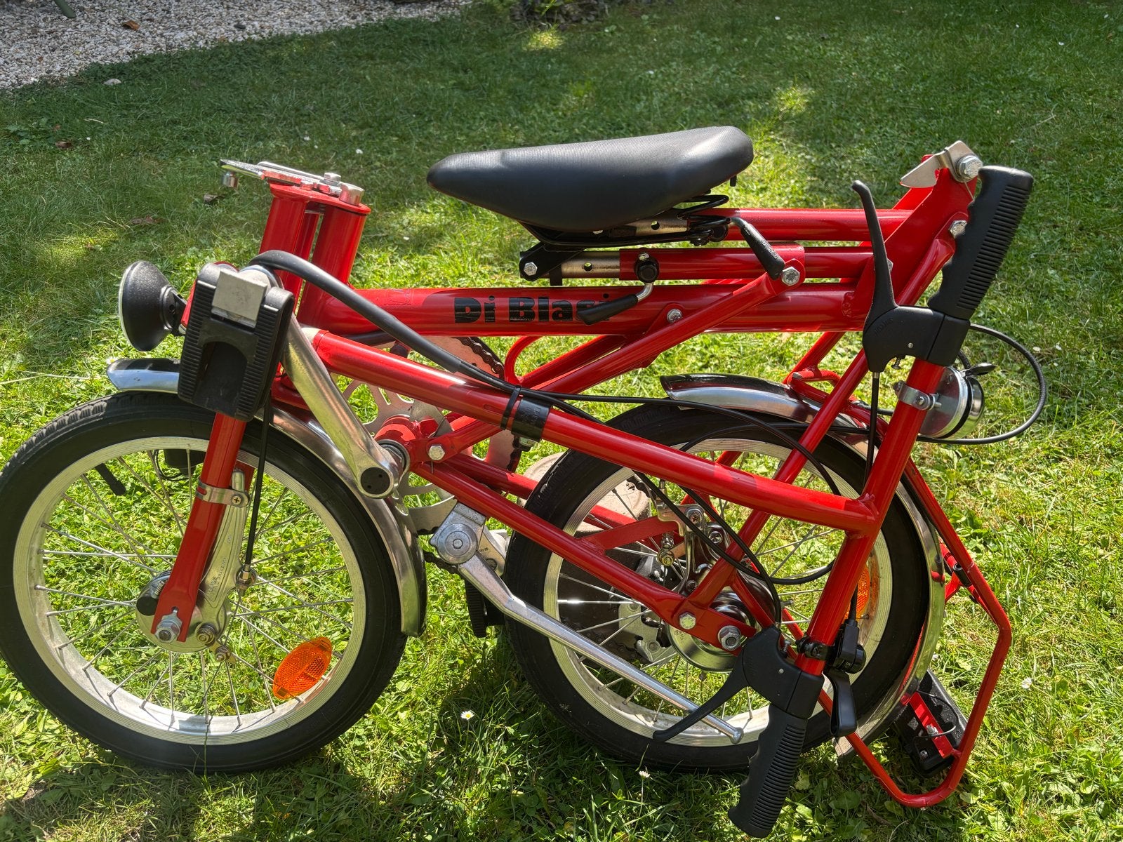 Di Blasi vouwfiets als nieuw, 3 versnellingen, rood of blauw, 16 tot 18 inch, Versnellingen, Zo goed als nieuw, Totaal opvouwbaar