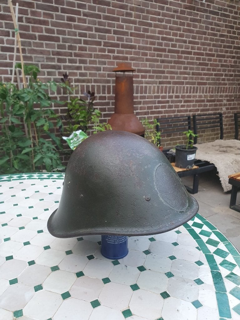 Nederlandse m27 helm (niet overgeschilderd), Verzamelen, Ophalen of Verzenden, Nederland, Helm of Baret