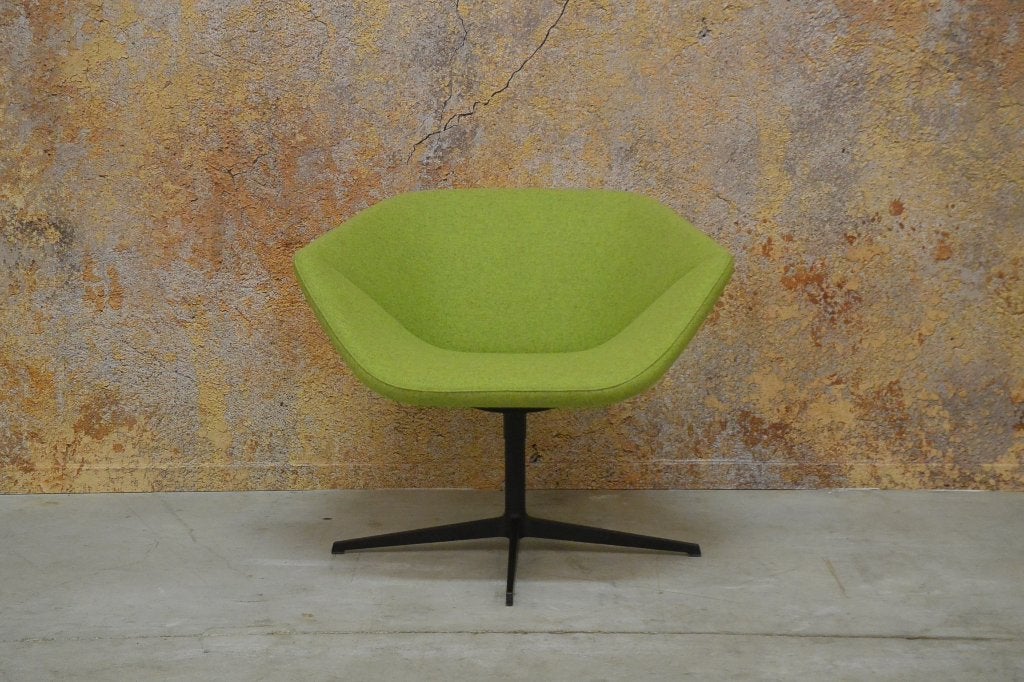 ZGANieuw! groene stoffen Montis Ella design draaifauteuil, Montis, Montis, 75 tot 100 cm, Ophalen of Verzenden
