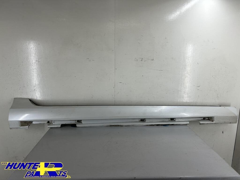Dorpel rechts wit 707-46 Volvo V60/S60 ('10-'18) 31333005, Gebruikt, Ophalen of Verzenden, Volvo, Volvo