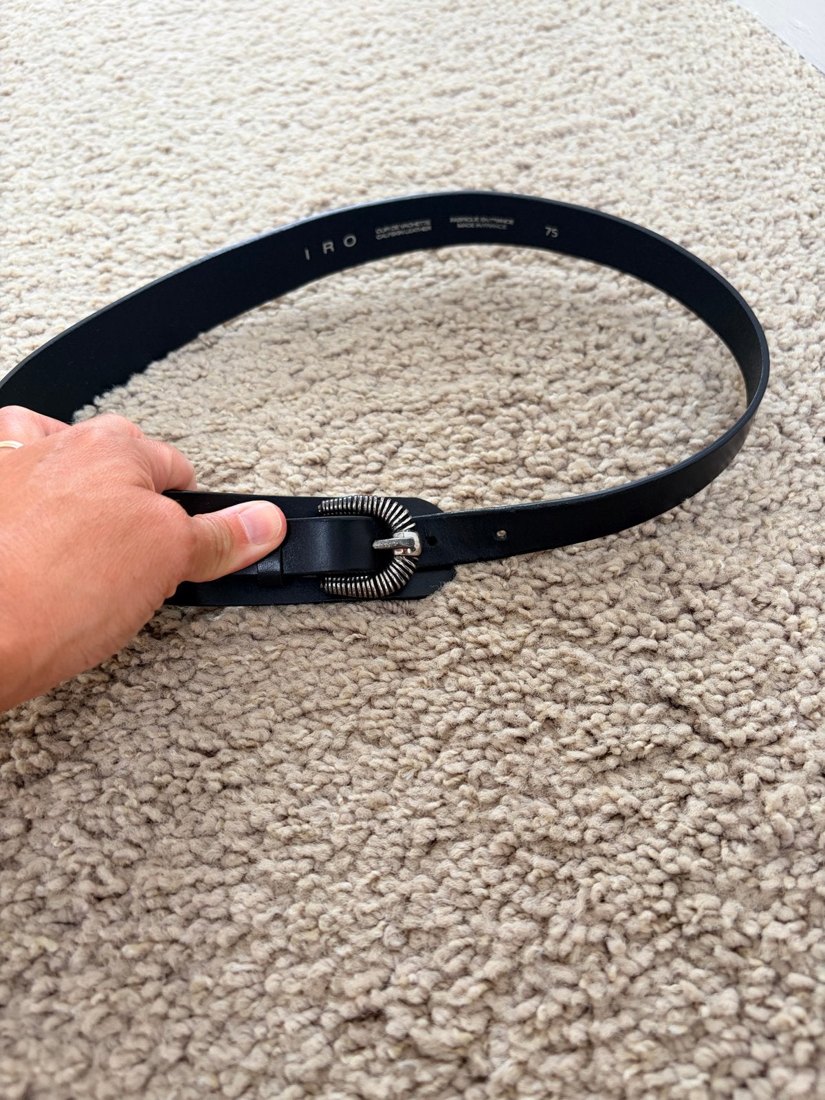 Zwarte IRO riem met zilverkleurige gesp, Minder dan 3 cm, Minder dan 80 cm, Tailleriem, Ophalen of Verzenden