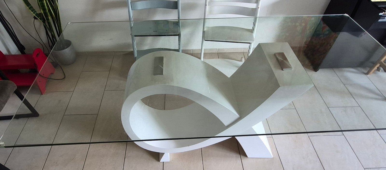 Glazen eettafel  100x 200 cm met unieke witte voet, Ophalen, 100 tot 150 cm, Zo goed als nieuw, Modern, Sculpturaal, Uniek design