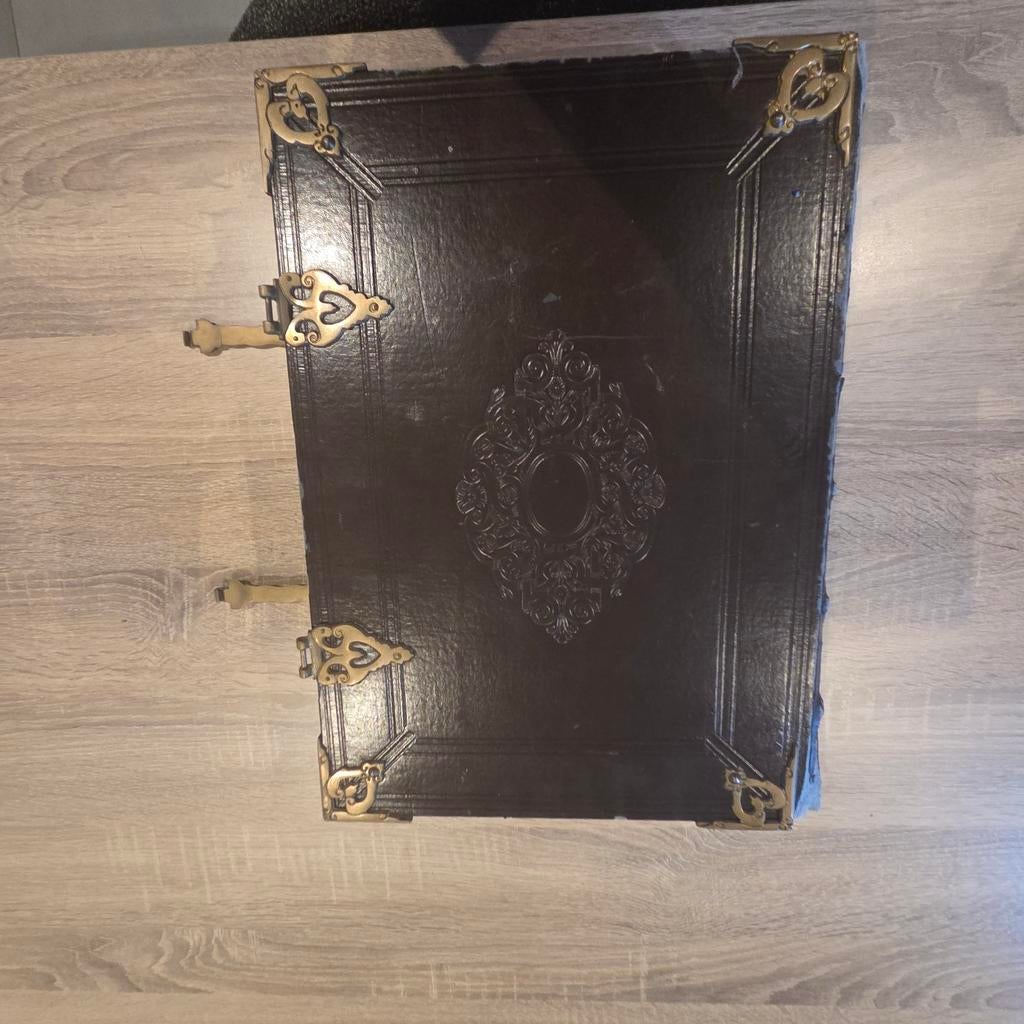 Antieke Statenbijbel, Antiek en Kunst, Ophalen