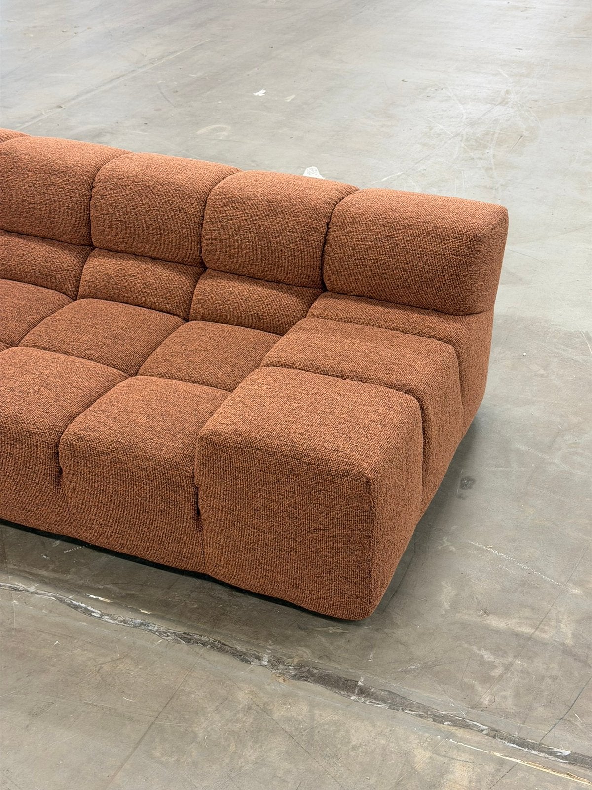 B&B Italia Tufty Time | Terracotta | NIEUWSTAAT + Garantie, 250 tot 300 cm, Hoekbank, Ophalen of Verzenden, Zo goed als nieuw