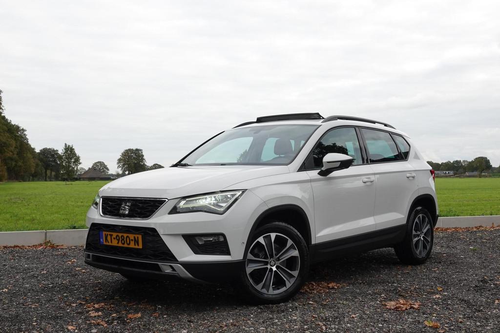 VERKOCHT! Seat Ateca 1.0TSI TREKHAAK PANO 360°CAMERA, Auto's, Seat, Bedrijf, Ateca, 360° camera, ABS, Achteruitrijcamera, Airbags