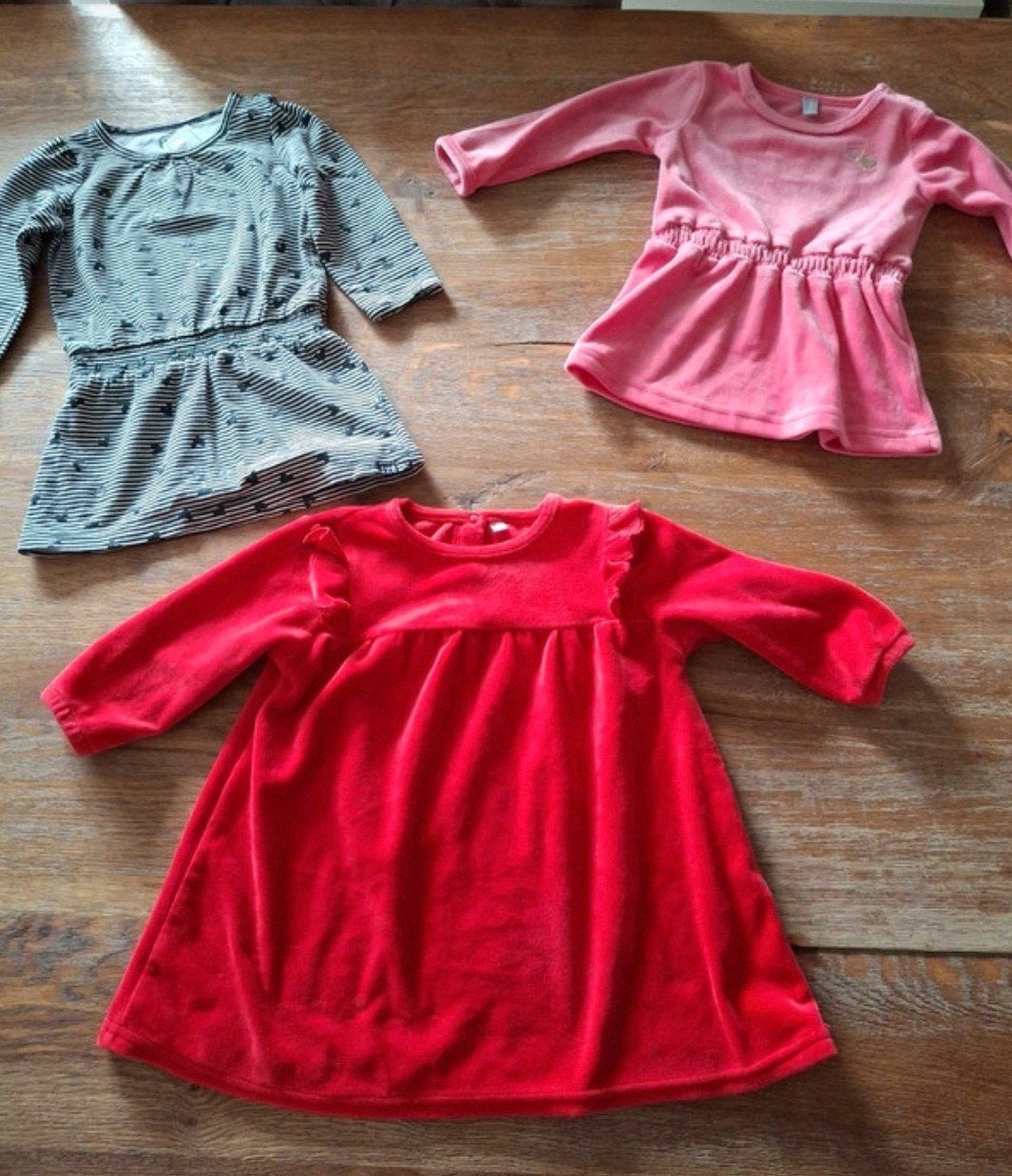 3 leuke jurkjes, o.a. Z8 en Newborn, maten 68 en 74, Kinderen en Baby's, Meisje, Jurkje of Rokje, Ophalen of Verzenden, Zo goed als nieuw