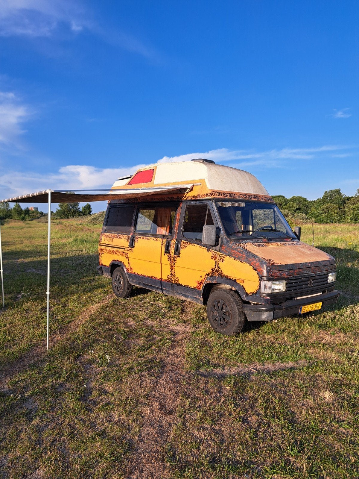 Peugeot J5 Kampeerauto Luxe | Benzine | Zonnepaneel | Luifel, Overige merken, Buscamper of Camperbus, Luifel, Tot en met 2