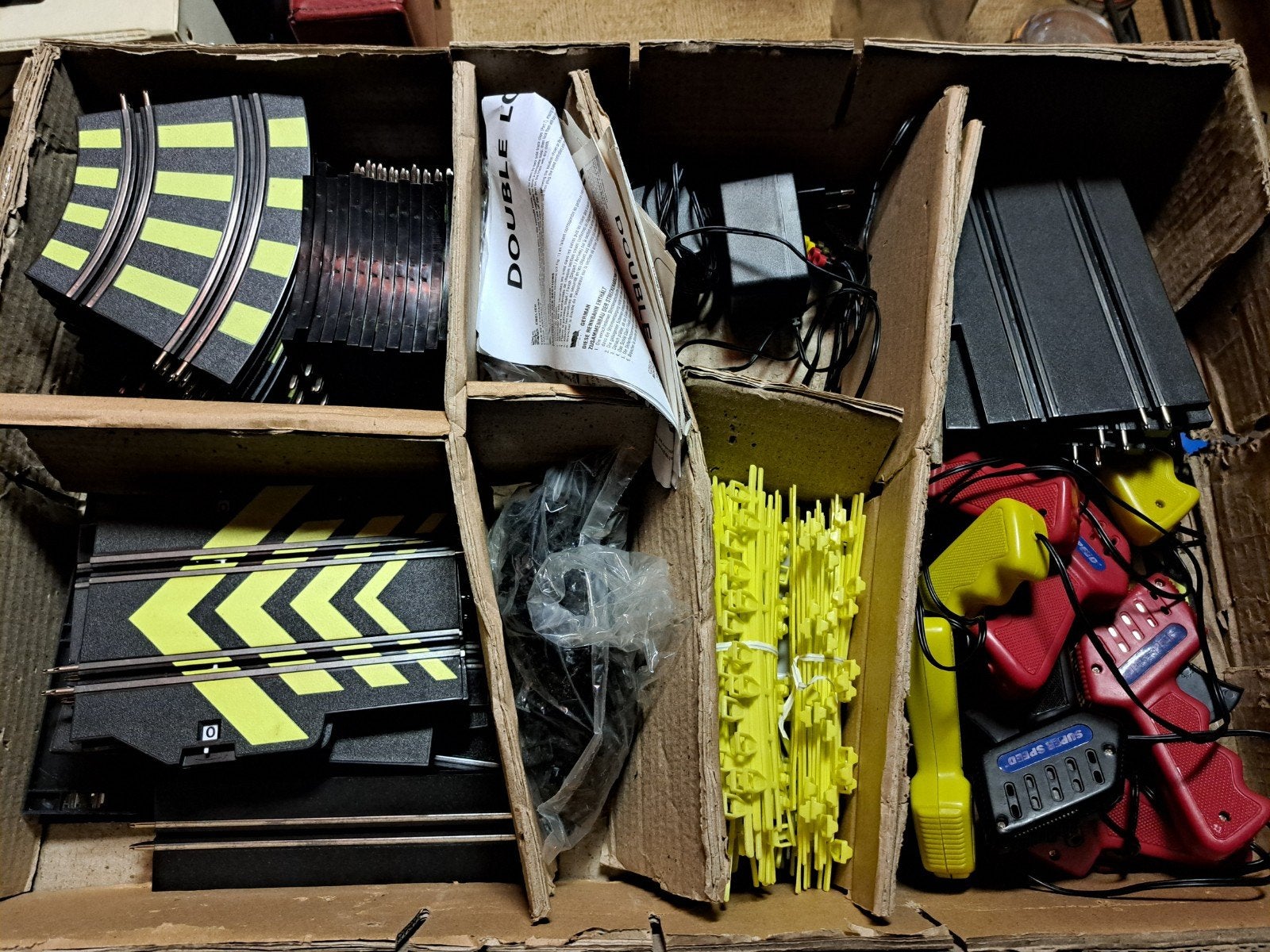 Racebaan onderdelen en accessoires (zonder auto's), Gebruikt, Onderdelen, Elektrisch, Met looping