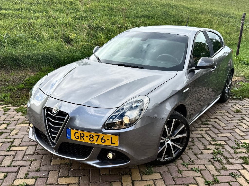 Alfa Romeo Giulietta Sprint 1.4 170PK TCT Super onderhouden!, 1280 kg, 4 cilinders, Origineel Nederlands, Bedrijf