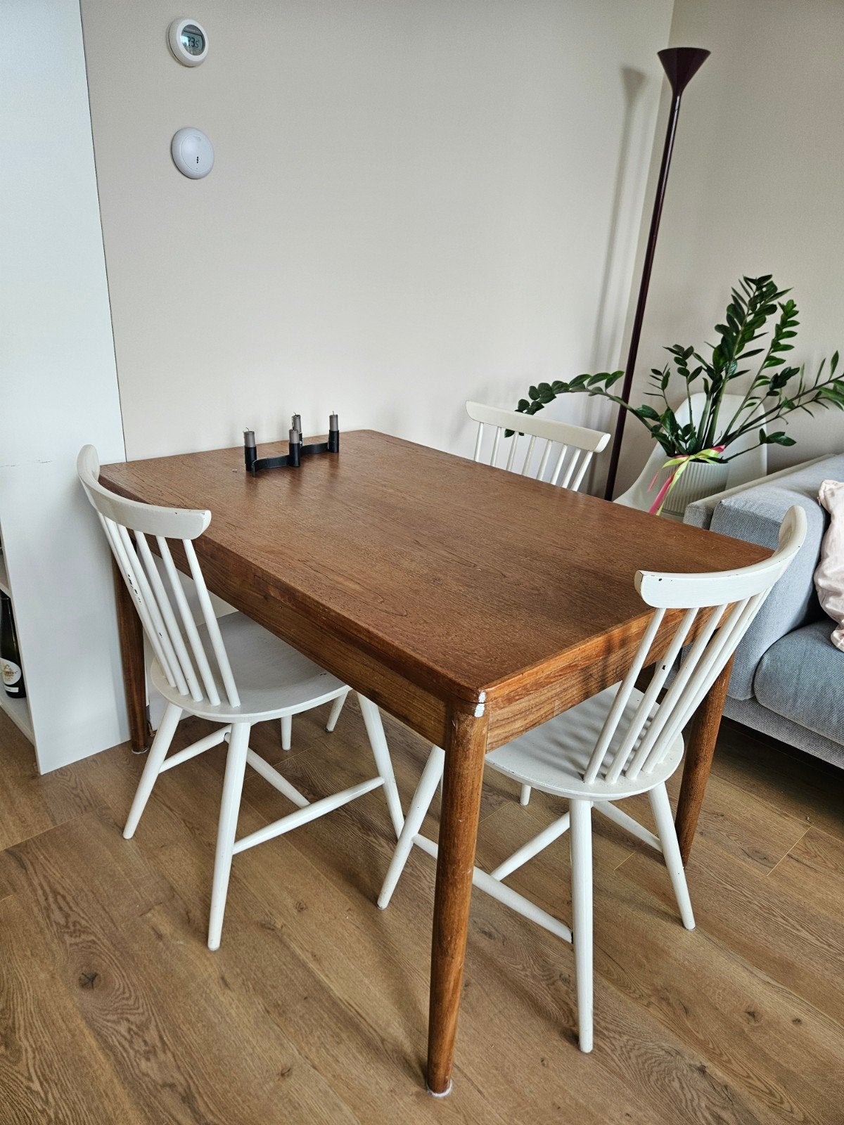 Set van 3 houten spijlen stoelen witte lak, Ophalen, Gebruikt, Drie, Wit