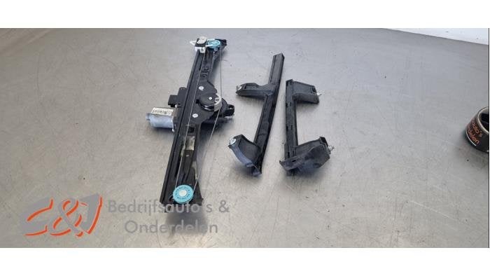Ruitmechaniek 4Deurs rechts-voor van een Fiat Qubo, Gebruikt, -, -, Ophalen of Verzenden