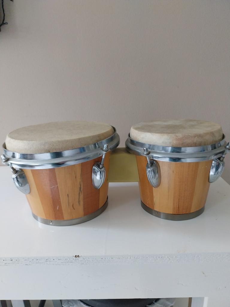 Bongo met stelsleuteltje, Muziek en Instrumenten, Ophalen of Verzenden, Gebruikt, Trommel