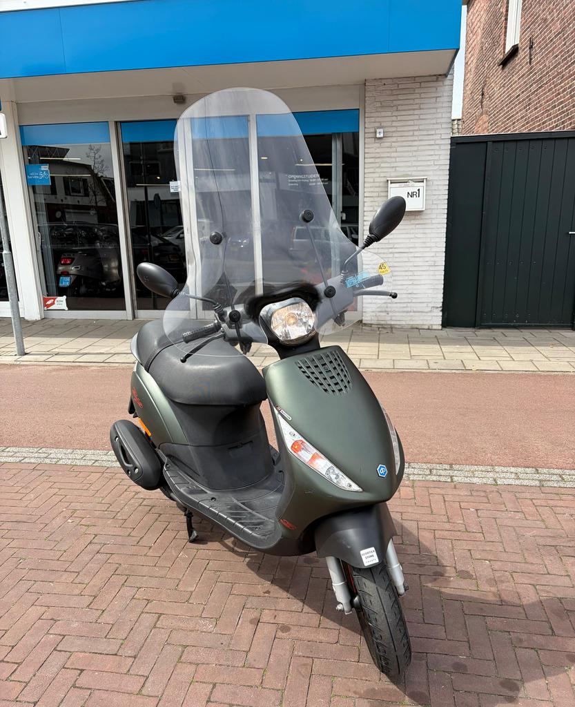 ❗️Piaggio Zip 4T iget BROMSCOOTER 45 km met GARANTIE❗️, Fietsen en Brommers, Scooters | Piaggio, Zo goed als nieuw, Zip, Maximaal 45 km/u