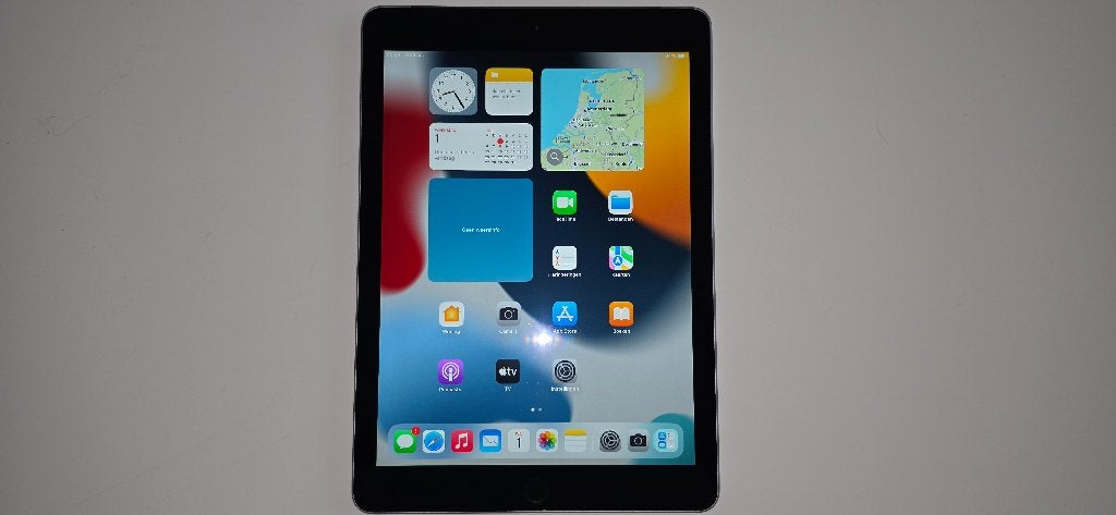 Apple iPad (5e generatie) 32GB WiFi & Sim A1823 2017, Computers en Software, Apple iPads, 10 inch, Gebruikt, 32 GB, Apple iPad