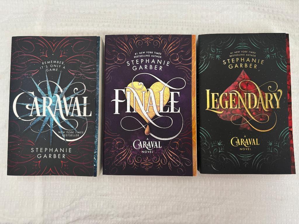 Complete boekenserie Caraval, Ophalen, Zo goed als nieuw