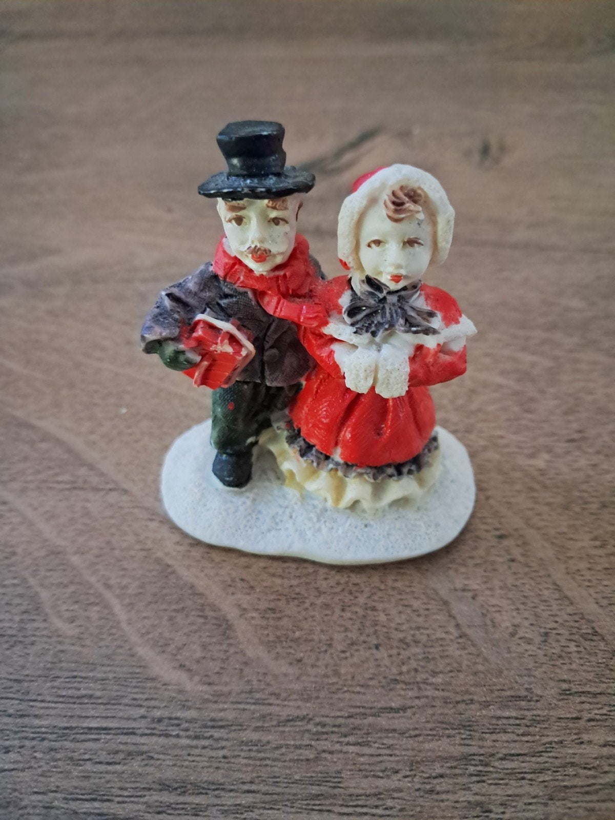 man en vrouw samen wandelen, Ophalen