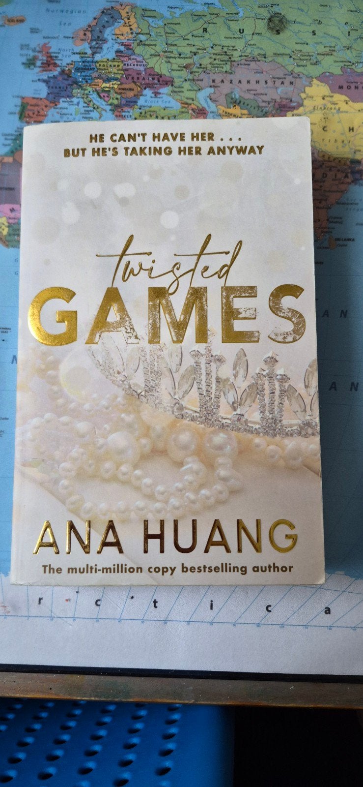 Twisted Games - Ana Huang (Engels), Ophalen of Verzenden, Zo goed als nieuw, Ana Huang, Wereld overig