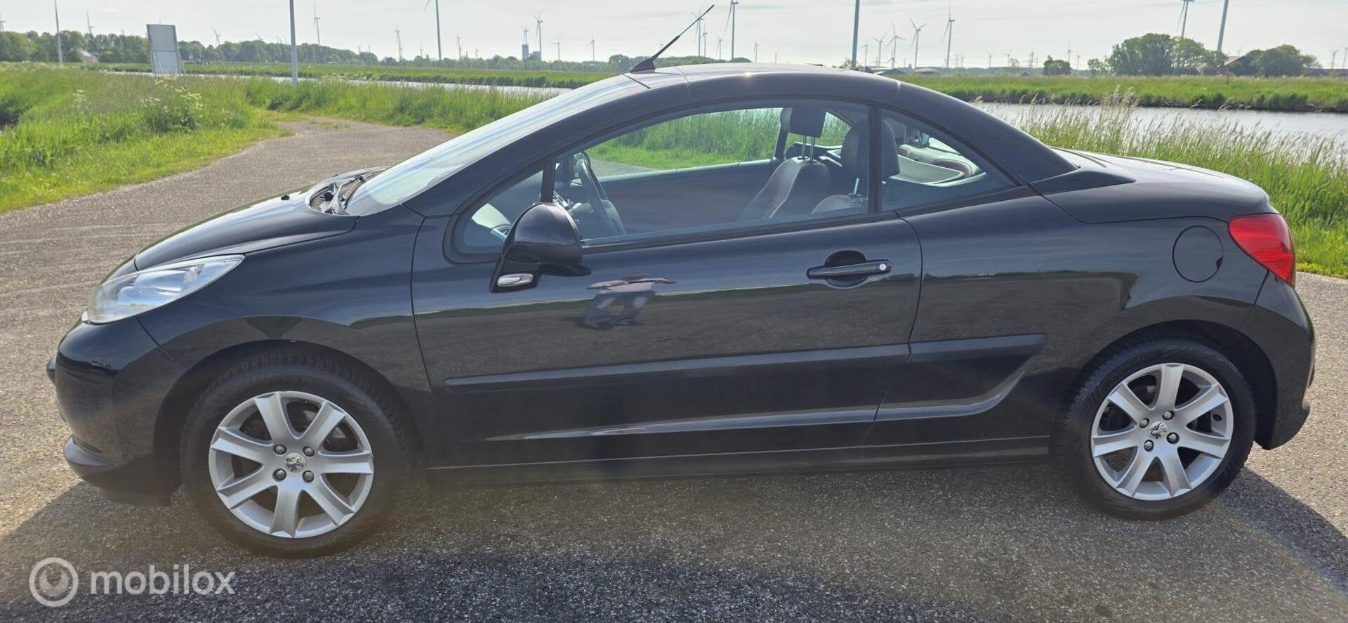 Peugeot 207 CC 1.6 VTi Première, Voorwielaandrijving, 15 km/l, Gebruikt, 4 cilinders