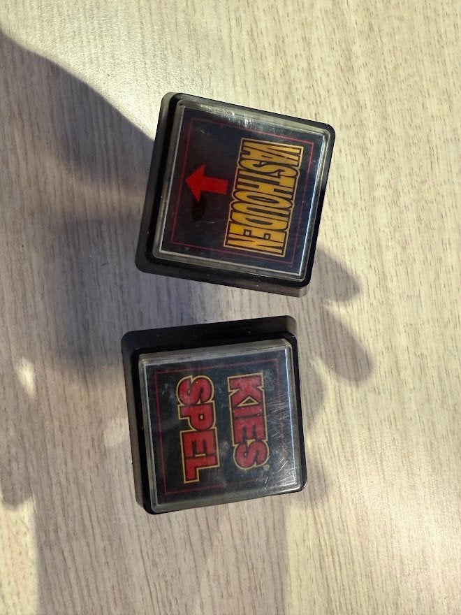 2x arcade drukknoppen met microswitch behuizing, Ophalen of Verzenden, Gebruikt