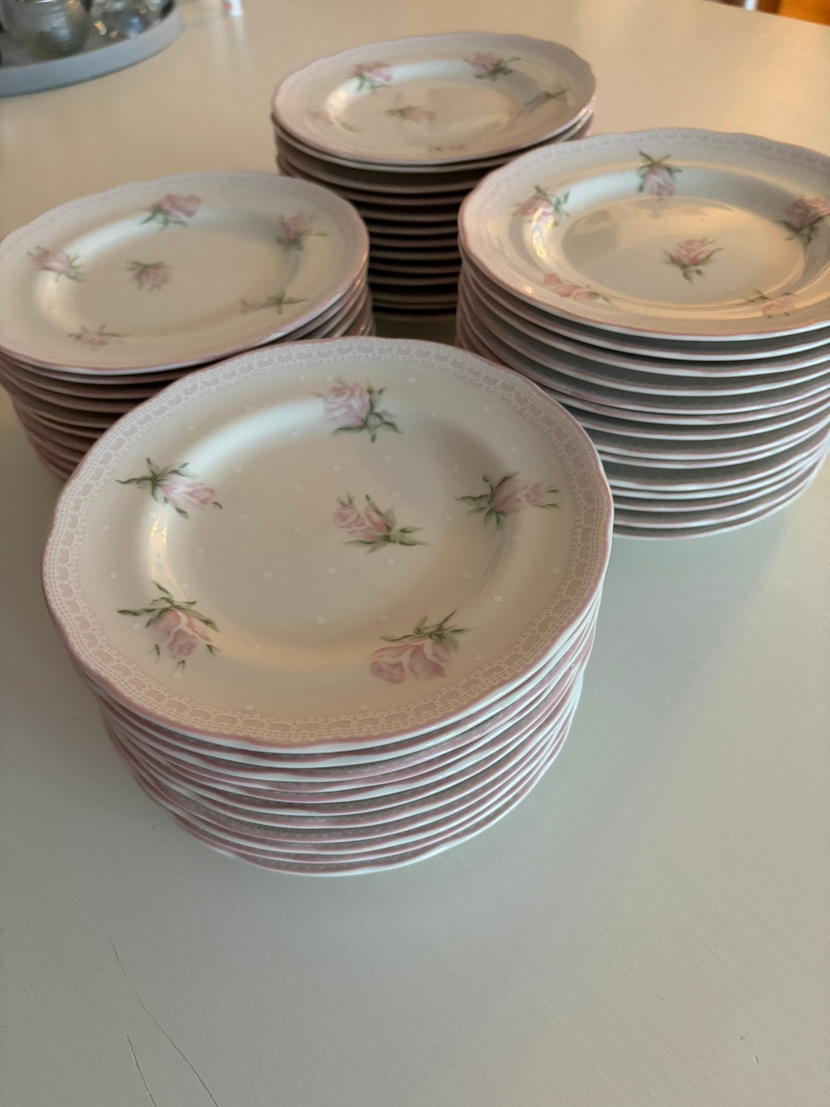 Cambridge servies roosjes, Ophalen of Verzenden, Nieuw, Bord(en)