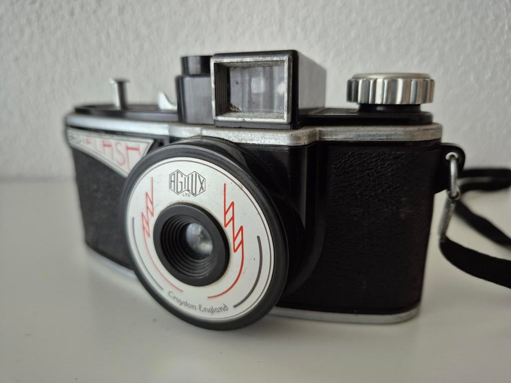 Agiflash Camera - Vintage Fotocamera, Ophalen of Verzenden, Gebruikt, Compact, Overige Merken