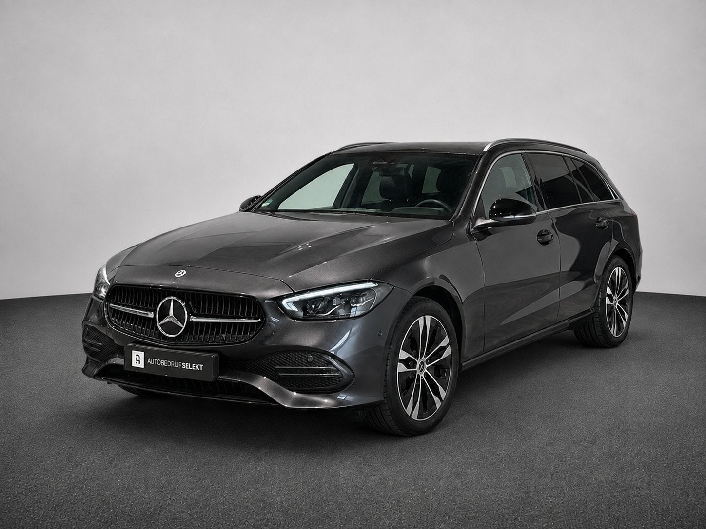 Mercedes-Benz C-klasse Estate 300 e Night | Camera | Carplay, Auto's, Automaat, Dealer onderhouden, Zwart, 4 cilinders