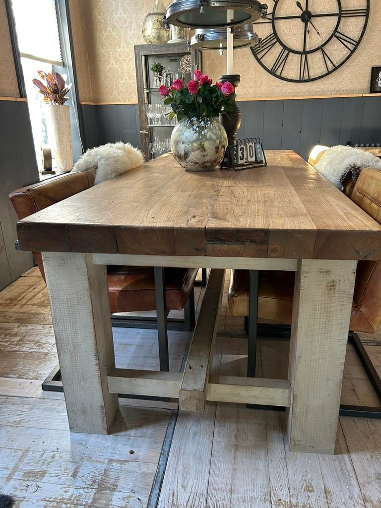 Grote eettafel te koop, Huis en Inrichting, Tafels | Eettafels, Ophalen of Verzenden, Zo goed als nieuw