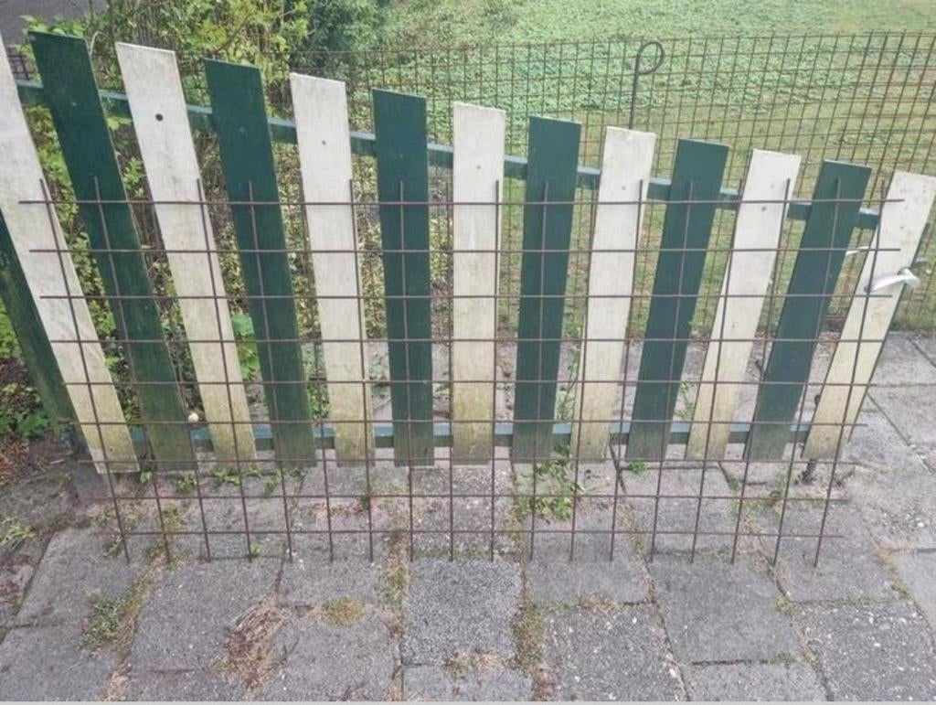 Oersterk stuk betongaas maaswijdte 10cm draadmat 180cm lang, Tuin en Terras, Ophalen, Zo goed als nieuw, Minder dan 10 meter, Gaas