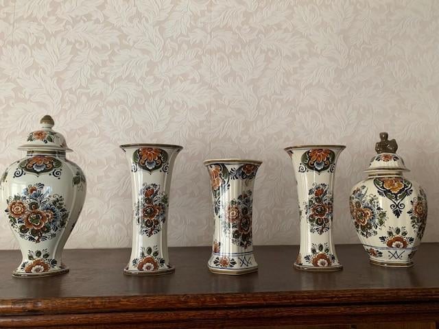 Vazen, 5-delig Flora keramiek kaststel en hangbloempot., Antiek en Kunst, Ophalen
