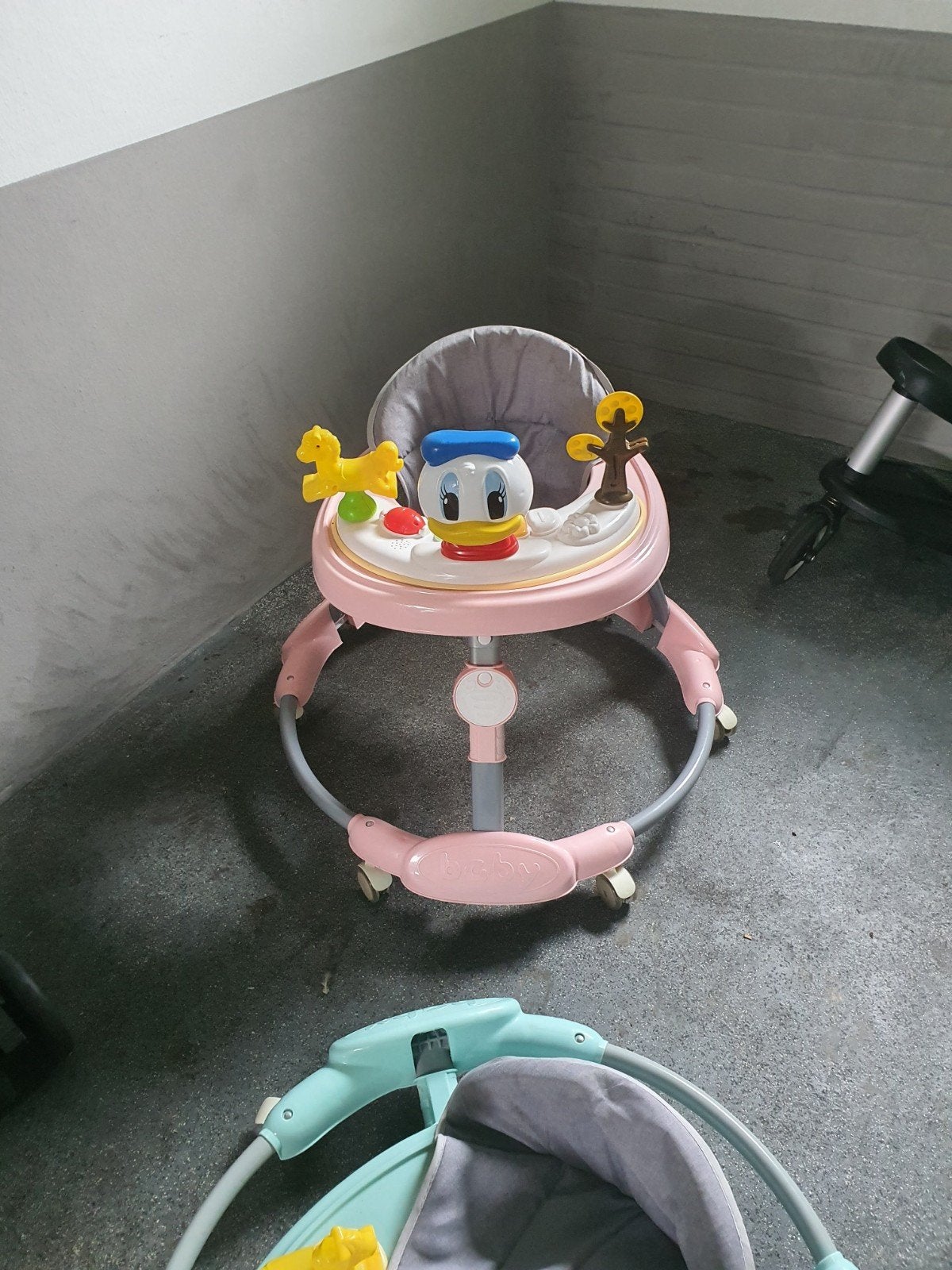 Baby loopstoel met Donald Duck speelgoed, Ophalen of Verzenden, Gebruikt