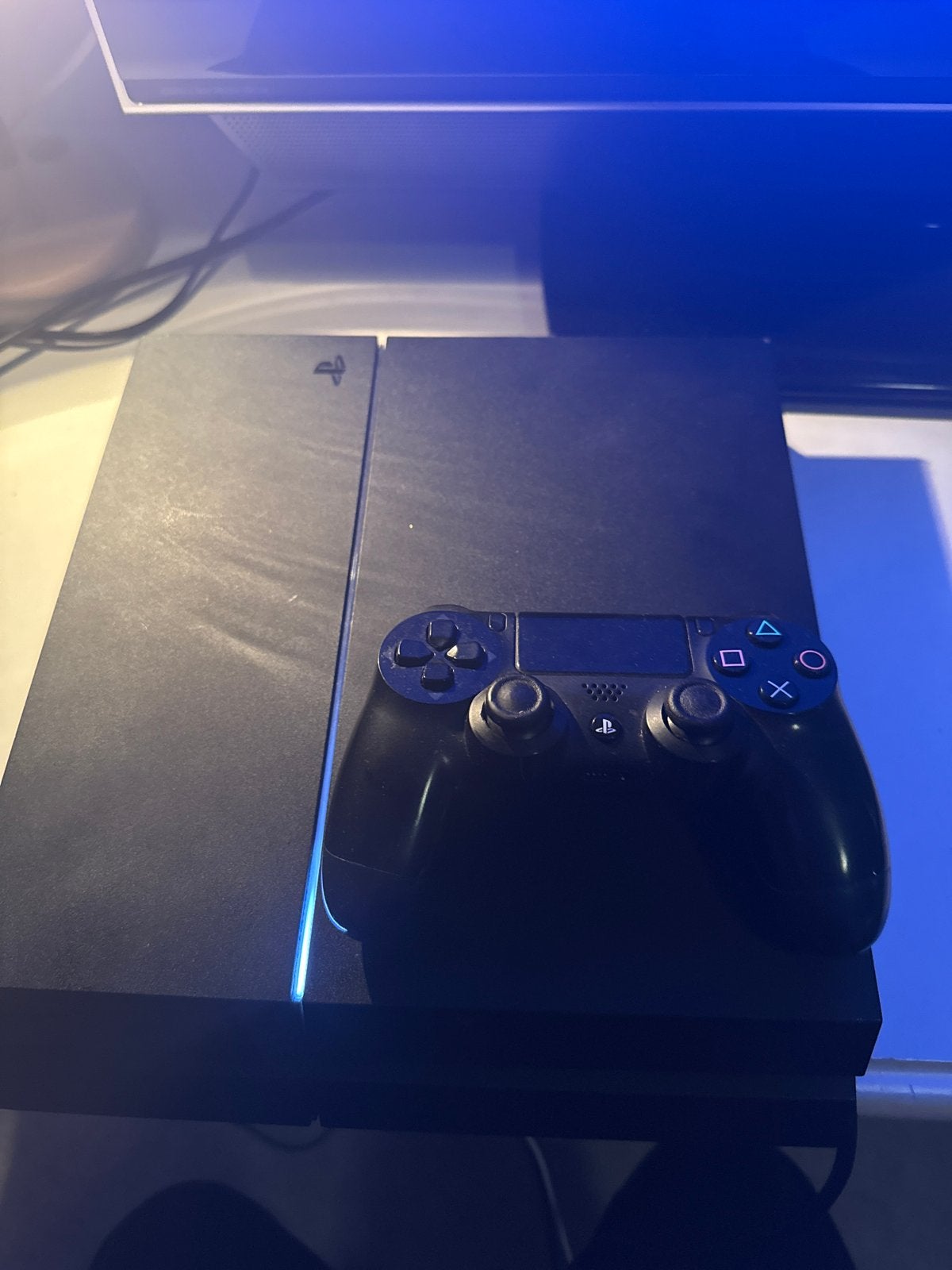 PlayStation 4 Pro 1 TB met controller + oplader, Spelcomputers en Games, Ophalen, Refurbished, 1 TB, Met 1 controller