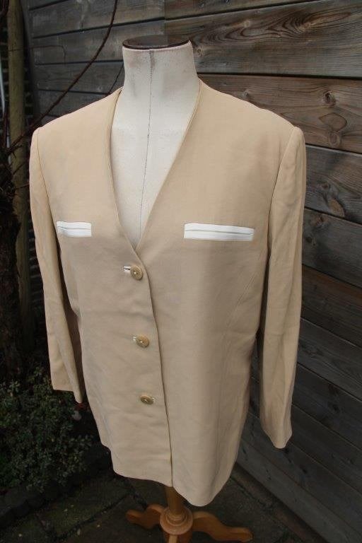 Jasje beige Caroline Biss mt 46 Vaste prijs, Beige, Maat 46/48 (XL) of groter, Ophalen of Verzenden, Zo goed als nieuw